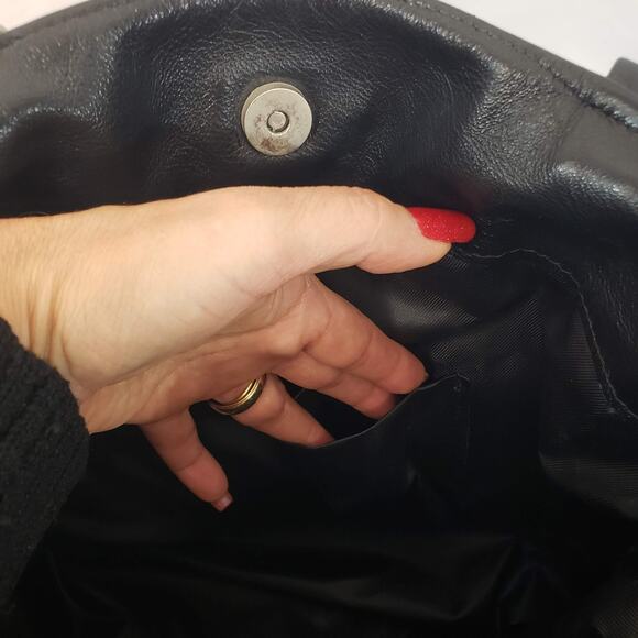 Oxone Paris VINTAGE Rose Embellished Leather Shoulder Drawstring Bucket Bag - Picture 6 of 16